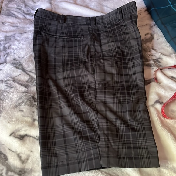 NIKEGOLF Tour performance shorts 32 - Picture 2 of 5